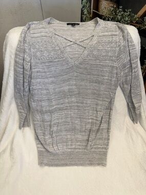 Light Gray V-Neck Knit Sweater with Lace Yoke